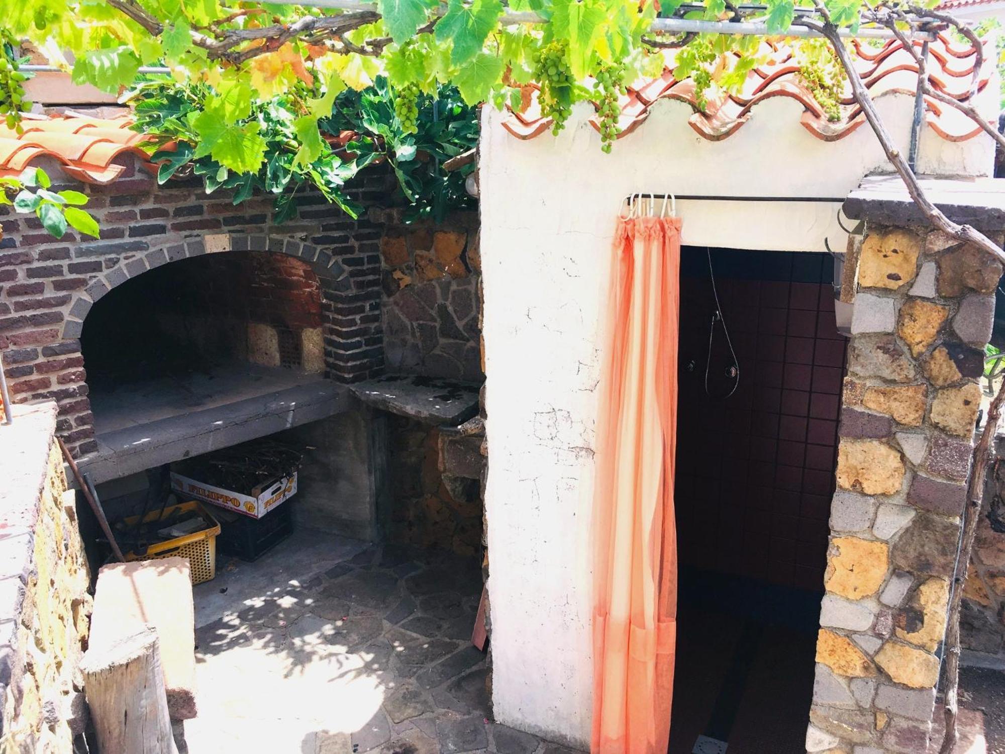 La Piazzetta Apartman Santa Caterina Di Pittinuri  Kültér fotó