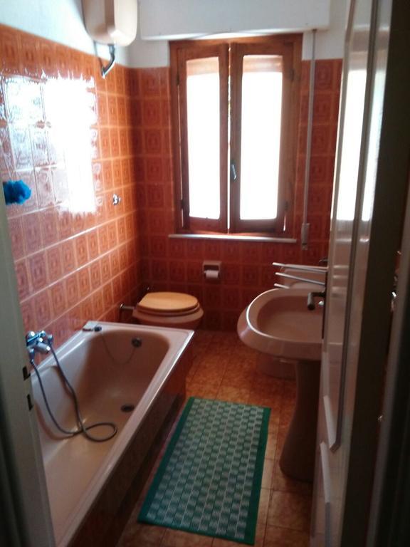 La Piazzetta Apartman Santa Caterina Di Pittinuri  Kültér fotó